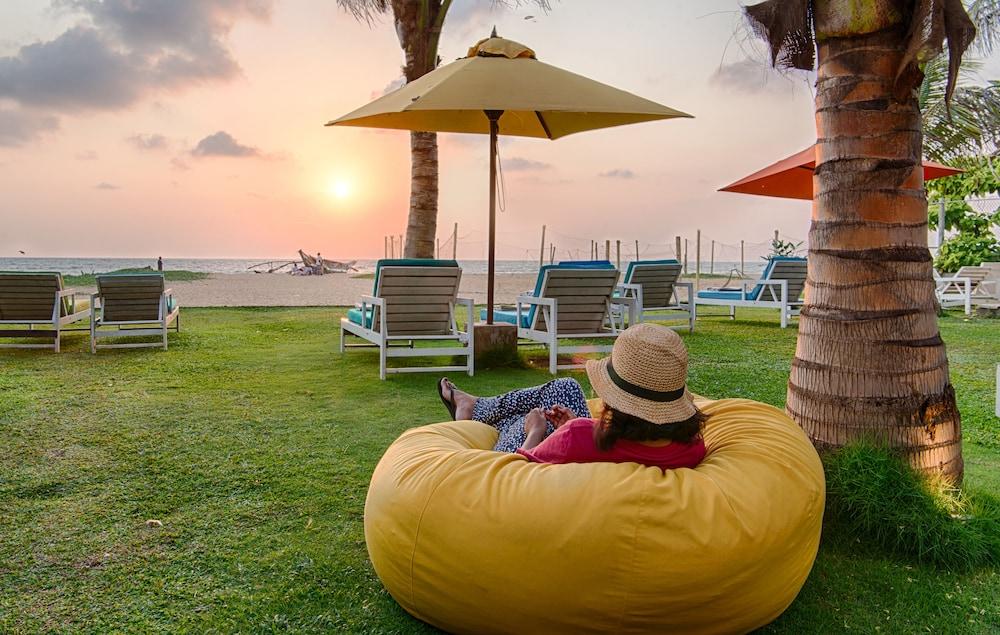 Hotel J Negombo Exteriér fotografie