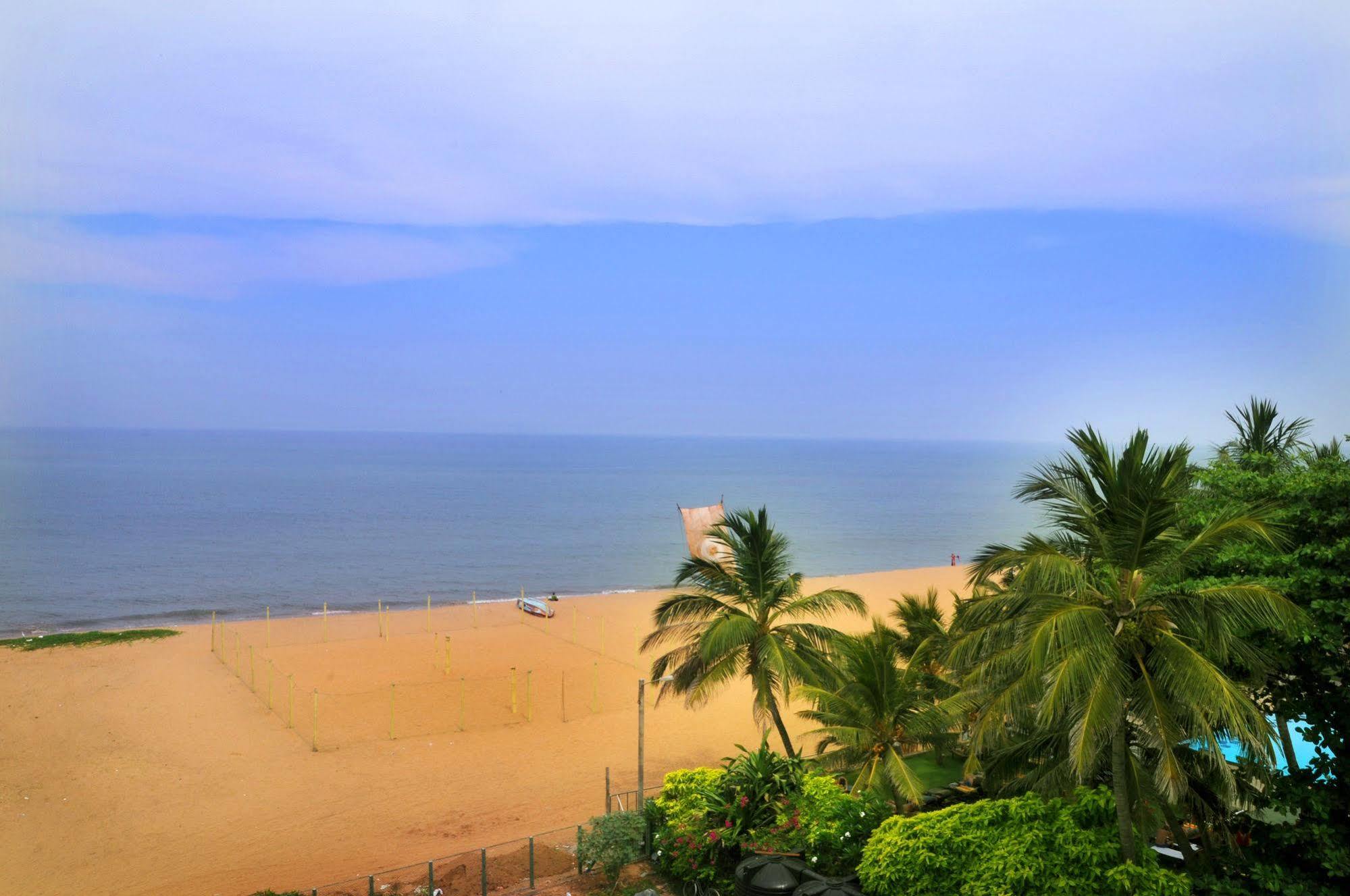 Hotel J Negombo Exteriér fotografie